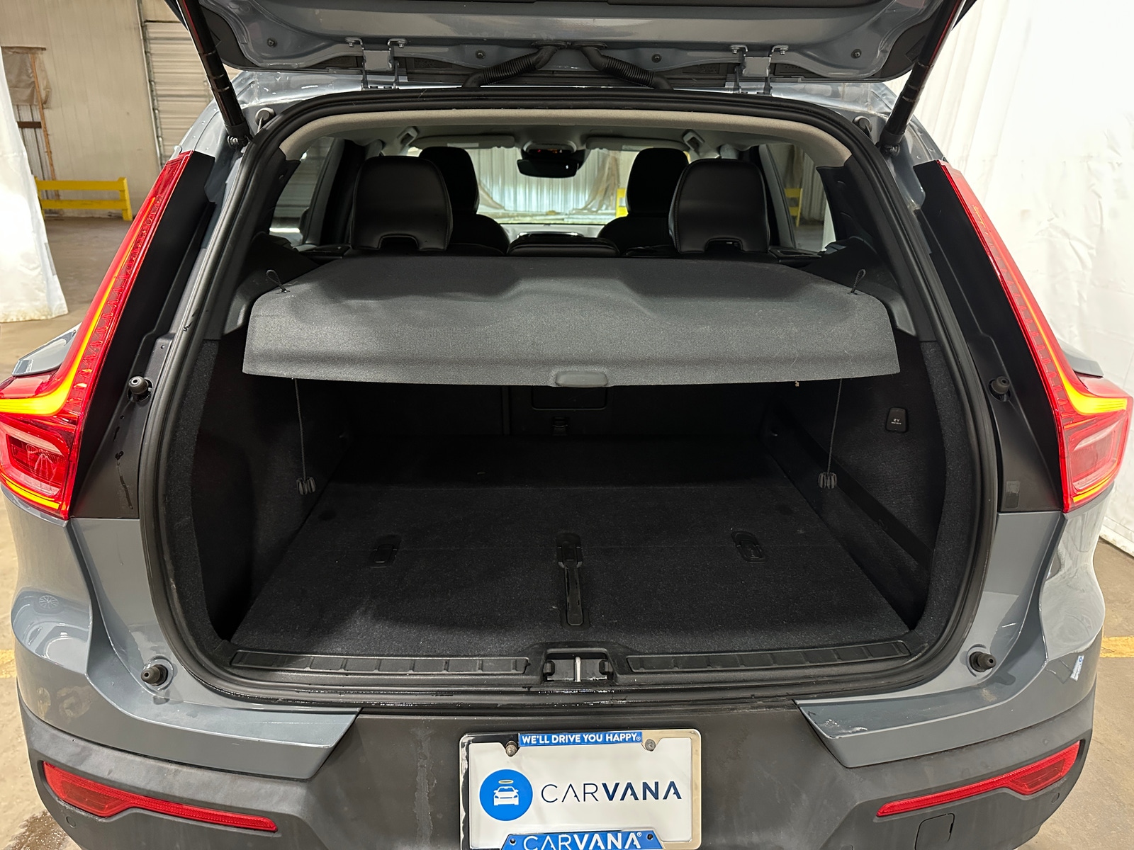 Thumbnail: 2020 Volvo XC40 - 7