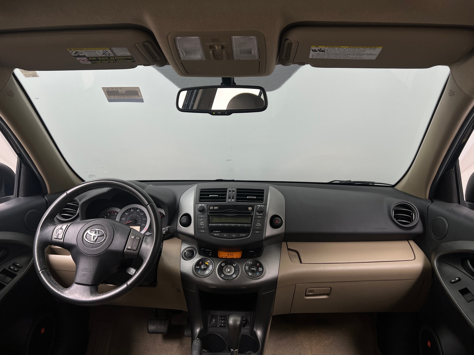 Thumbnail: 2011 Toyota RAV4 - 3