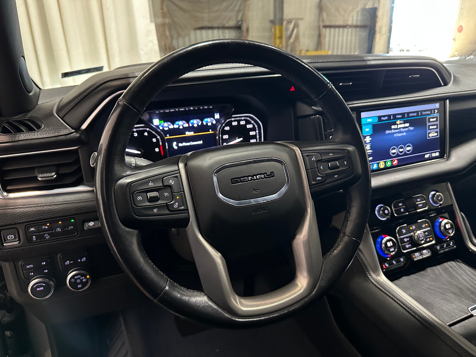 Thumbnail: 2021 GMC Yukon - 4