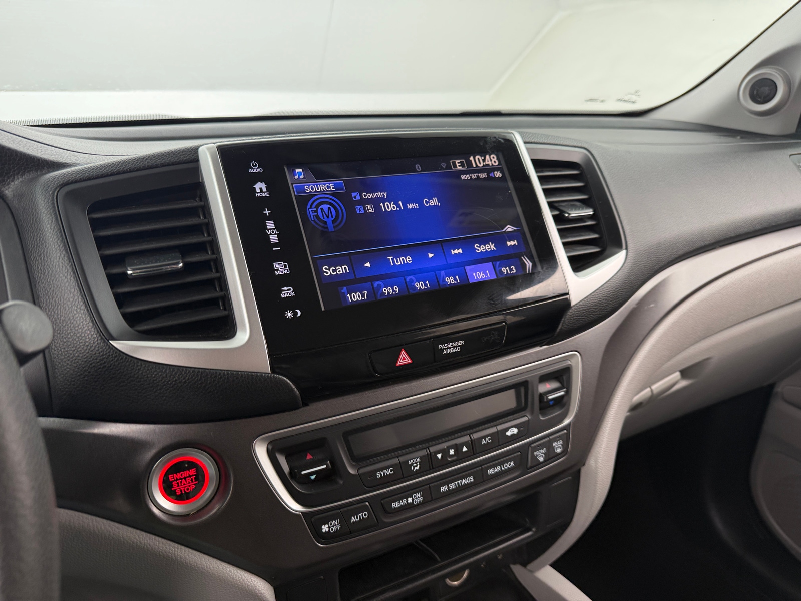 Thumbnail: 2018 Honda Pilot - 4