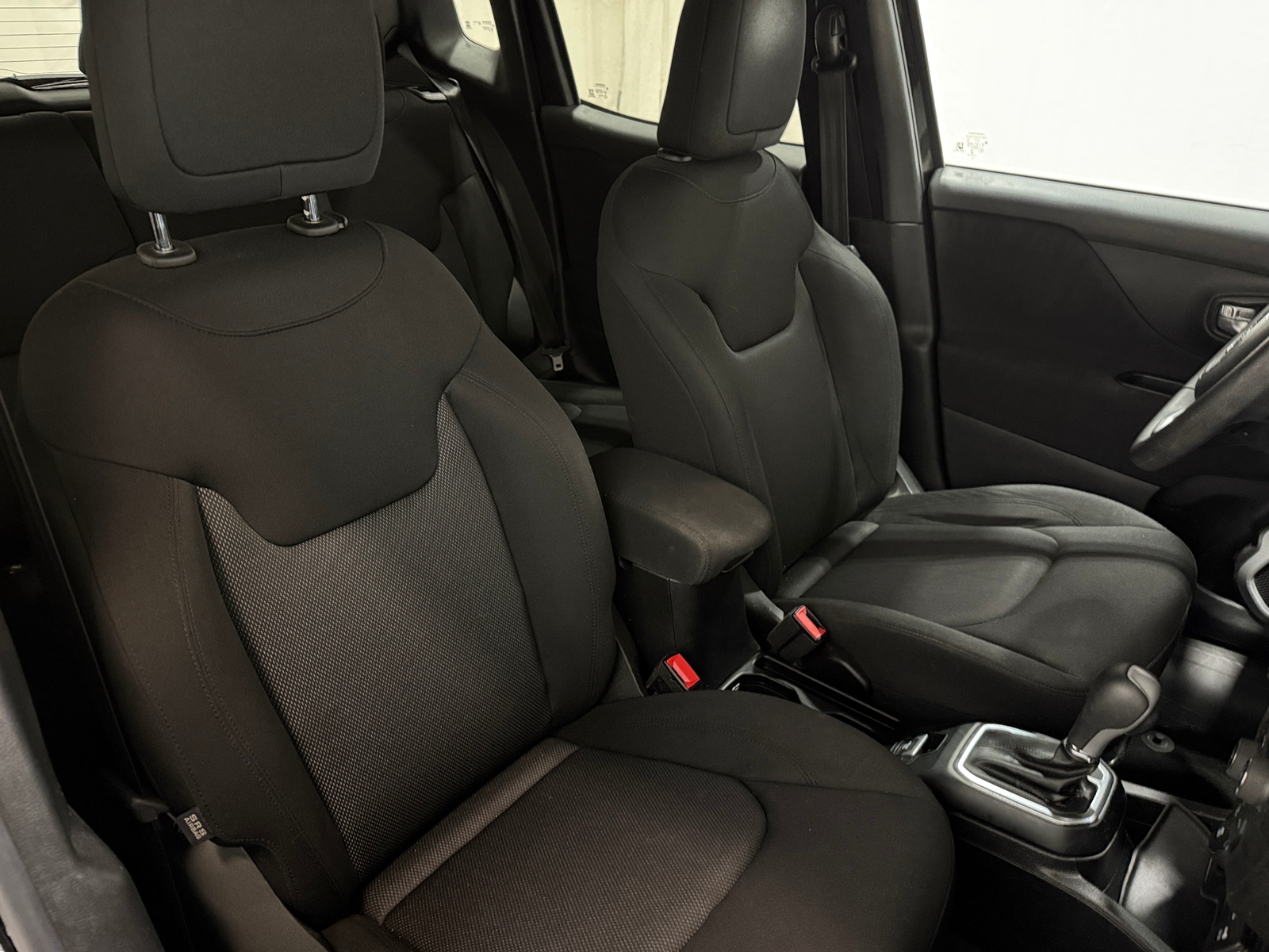 Thumbnail: 2019 Jeep Renegade - 2