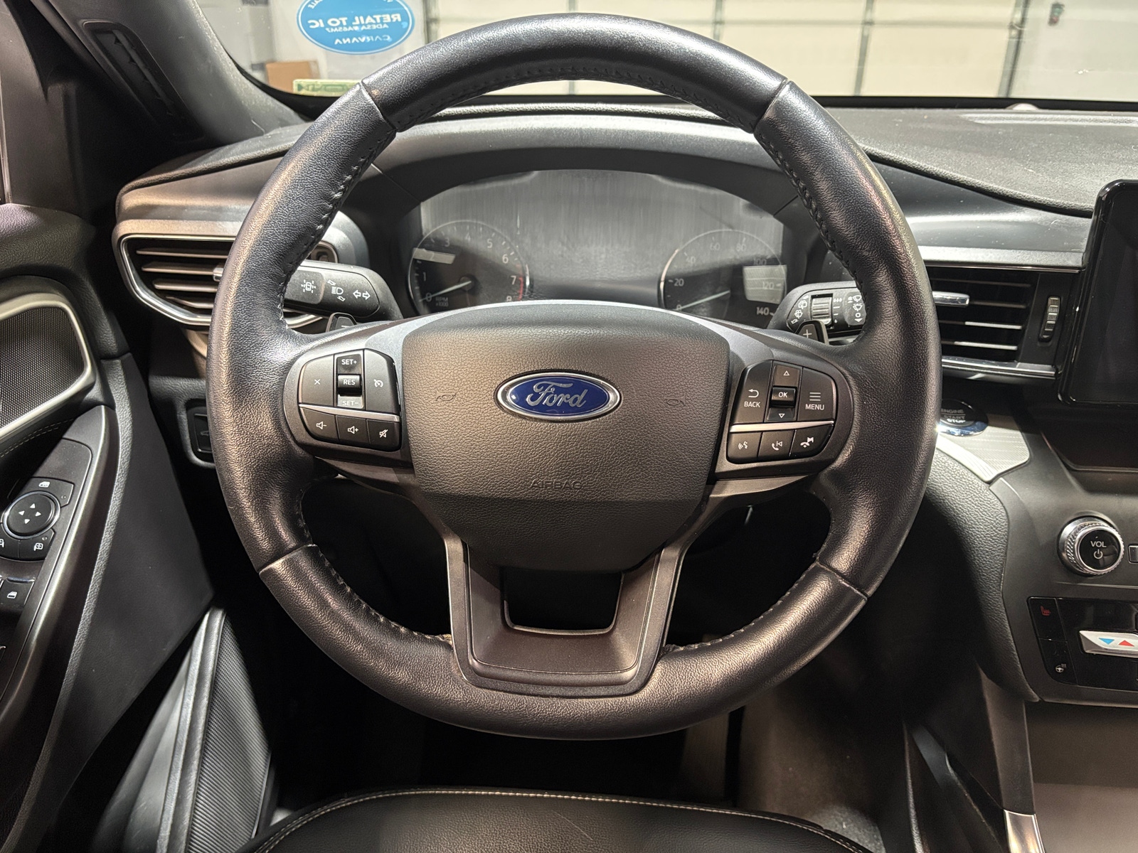 Thumbnail: 2020 Ford Explorer - 4