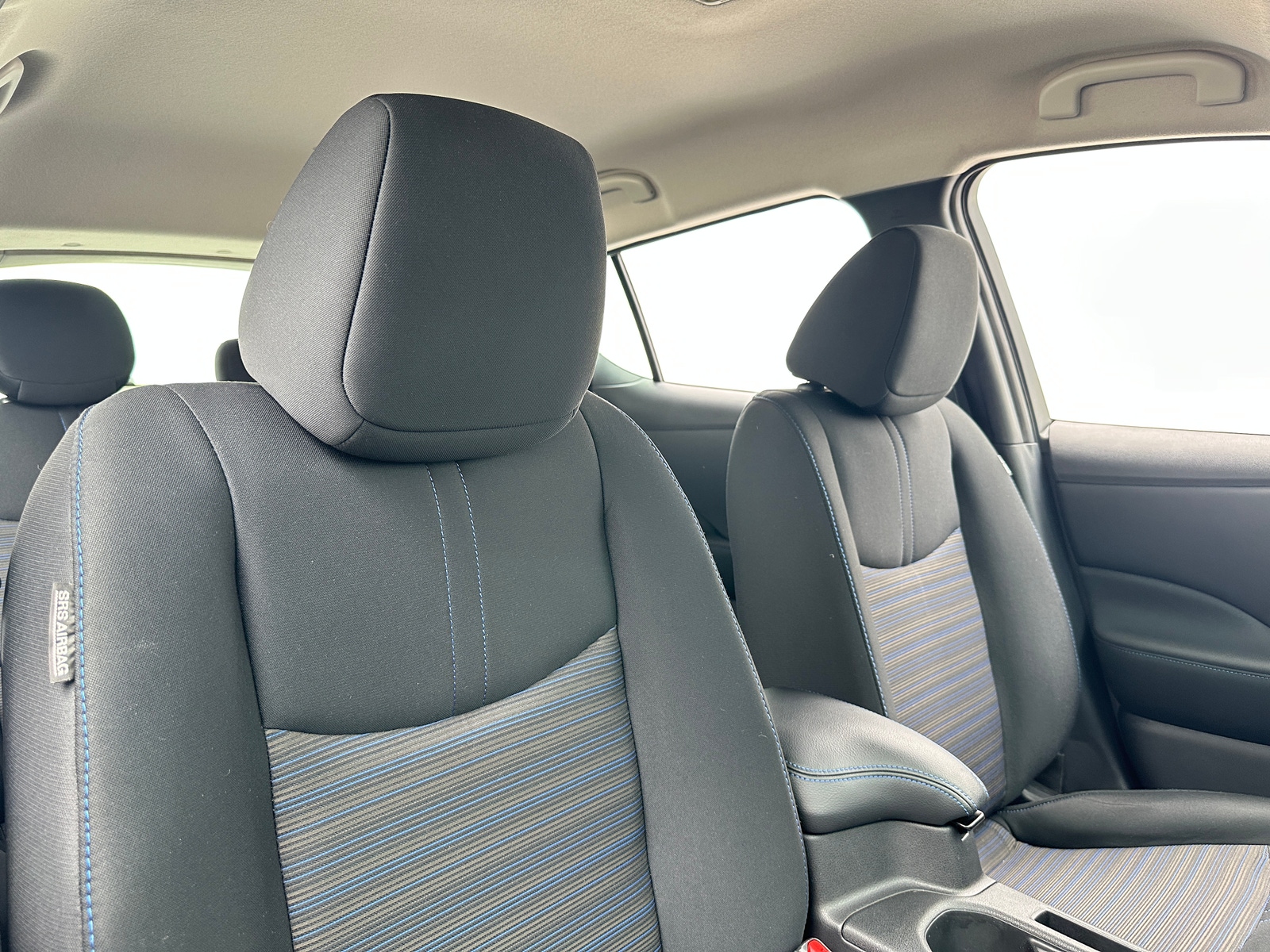 Thumbnail: 2022 Nissan Leaf - 2