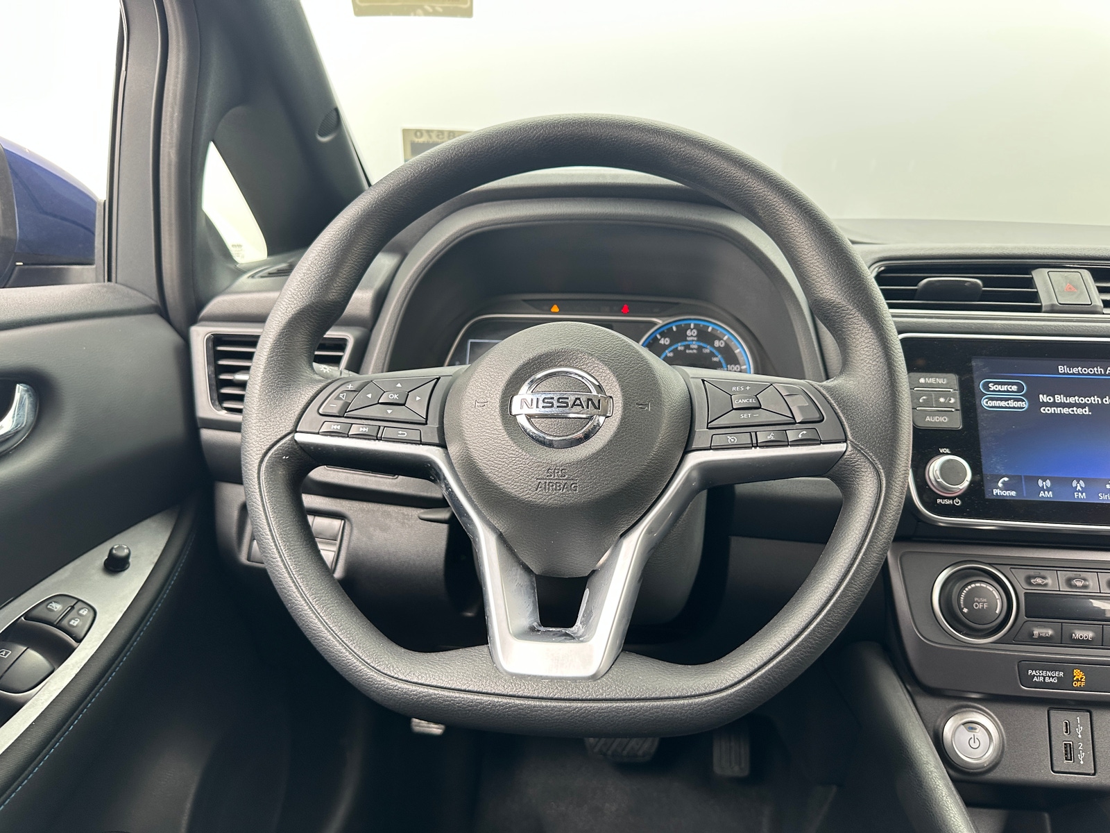 Thumbnail: 2022 Nissan Leaf - 5