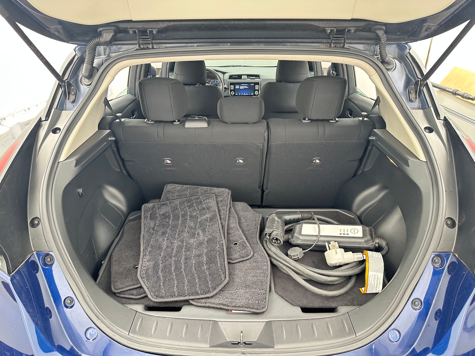 Thumbnail: 2022 Nissan Leaf - 7