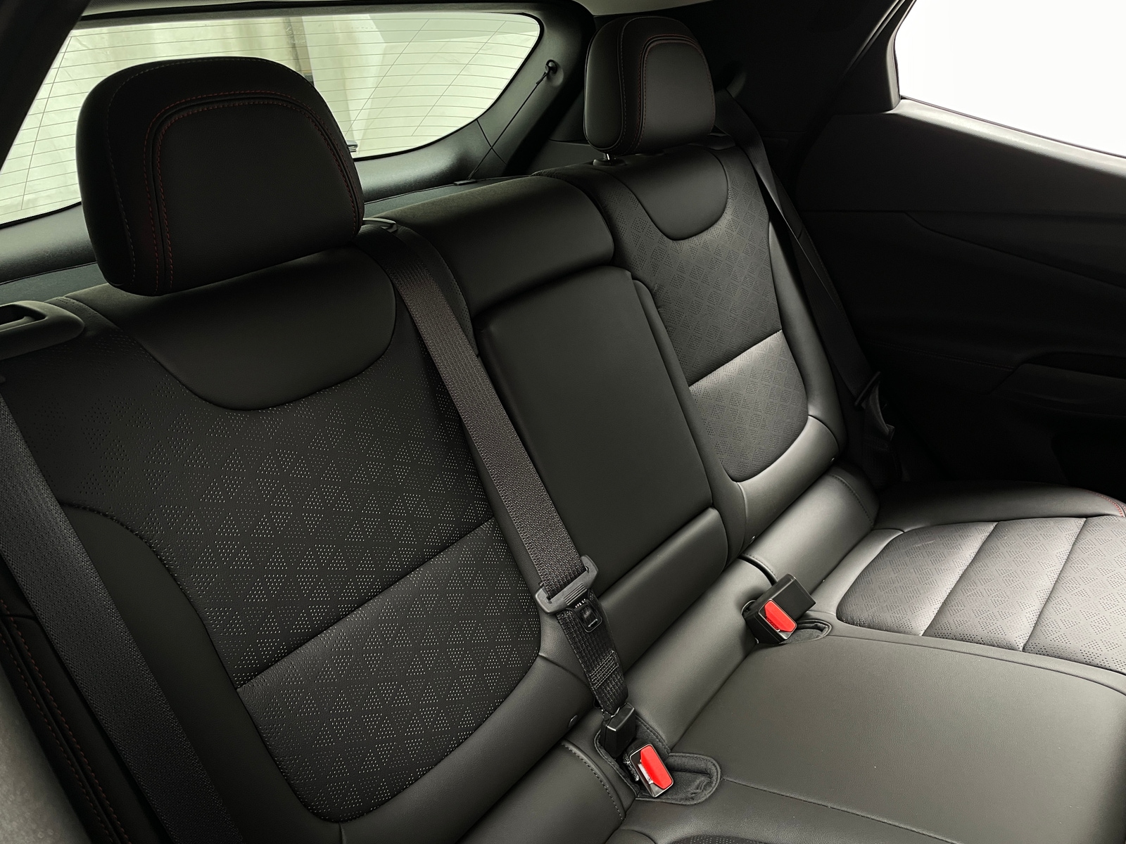 Thumbnail: 2023 Chevrolet Bolt EUV - 6