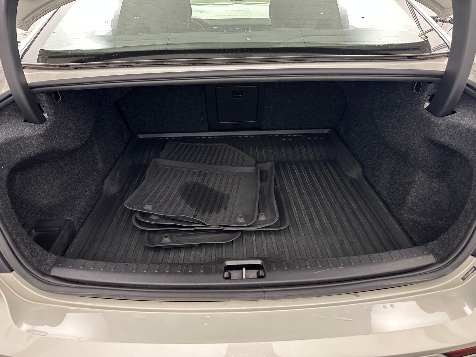 Thumbnail: 2021 Volvo S60 - 6