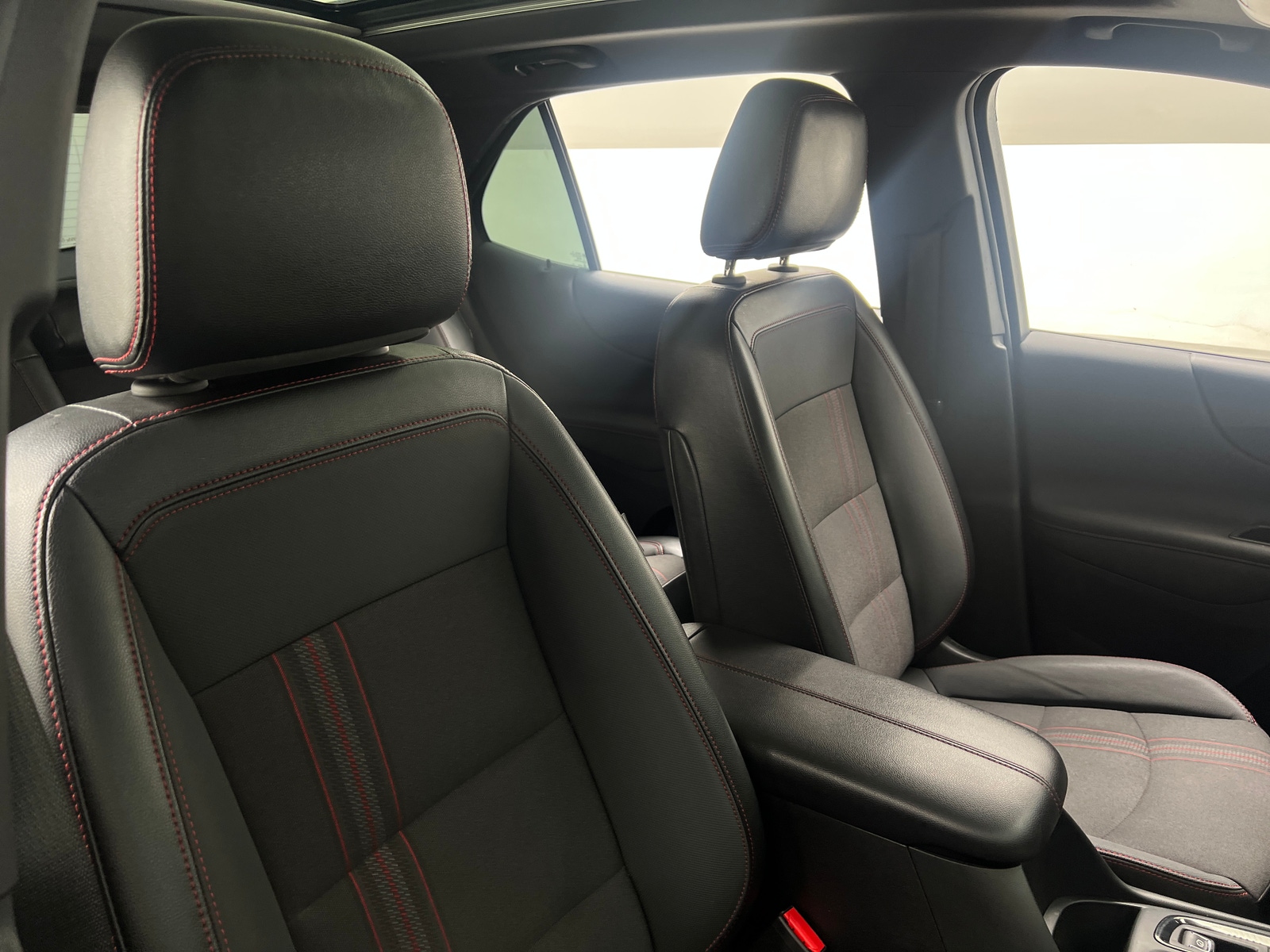 Thumbnail: 2023 Chevrolet Equinox - 2