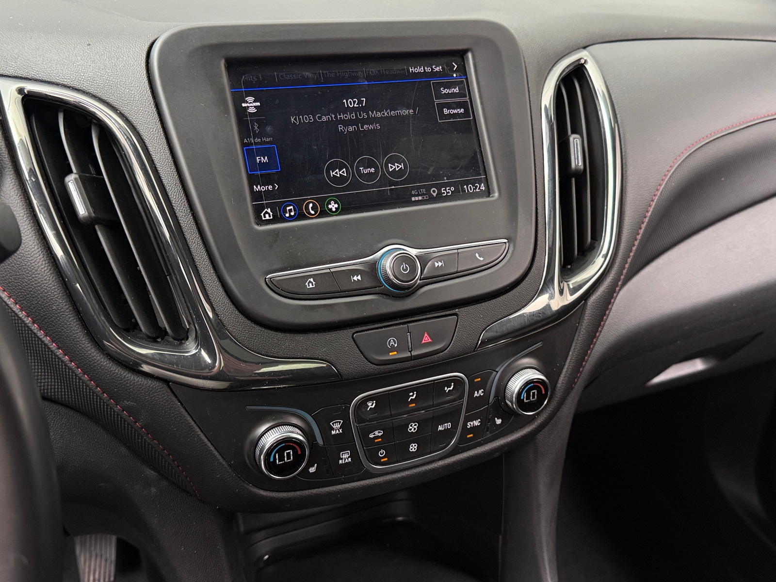 Thumbnail: 2023 Chevrolet Equinox - 4