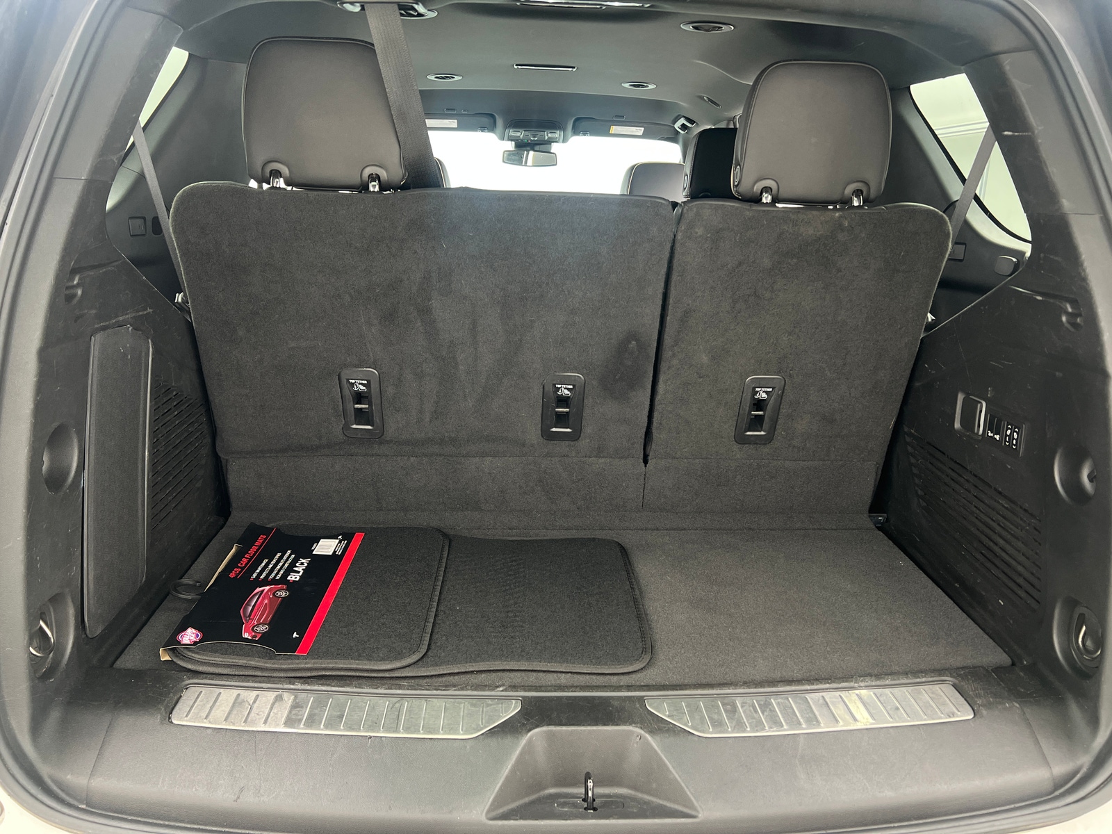 Thumbnail: 2023 Chevrolet Tahoe - 6