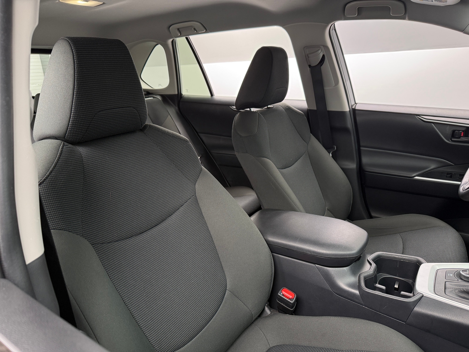 Thumbnail: 2025 Toyota RAV4 - 2