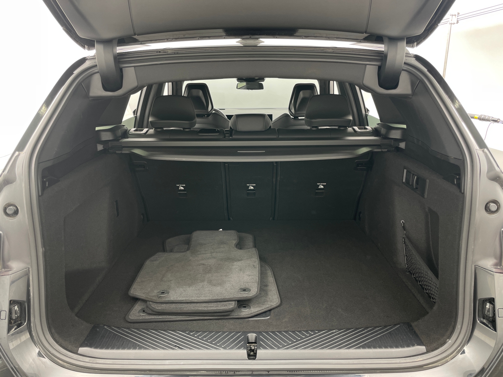 Thumbnail: 2025 BMW X3 - 6