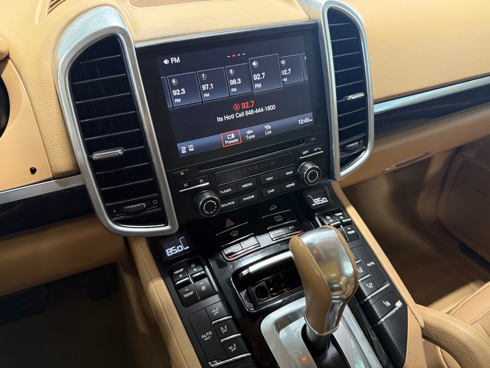 Thumbnail: 2017 Porsche Cayenne - 3