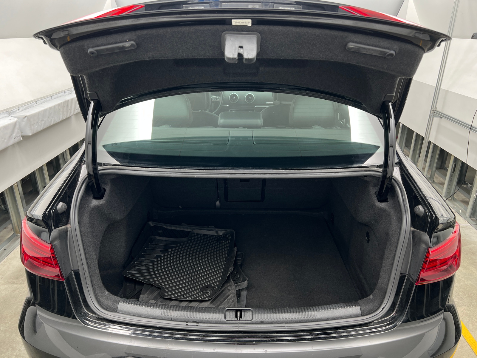 Thumbnail: 2018 Audi A3 - 6