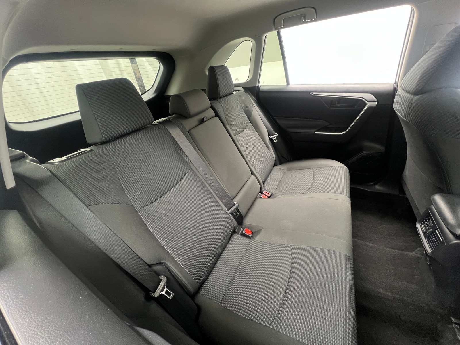 Thumbnail: 2025 Toyota RAV4 - 6