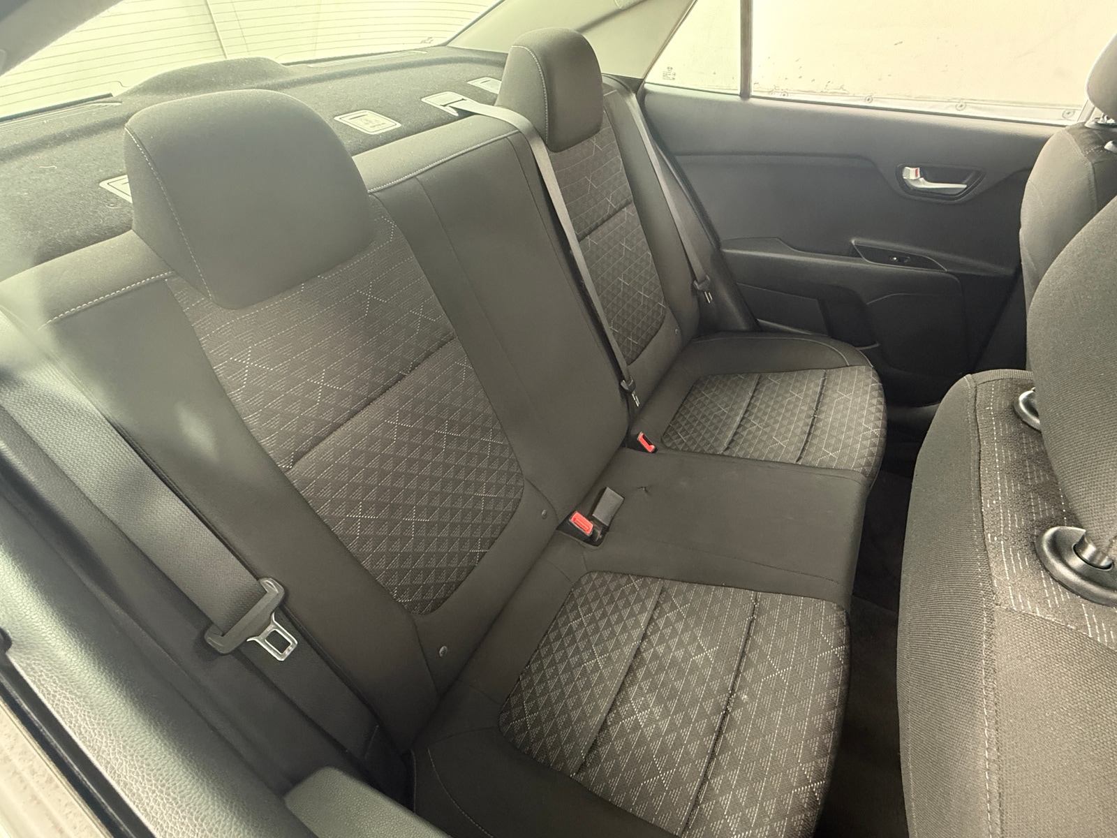 Thumbnail: 2021 Kia Rio - 6