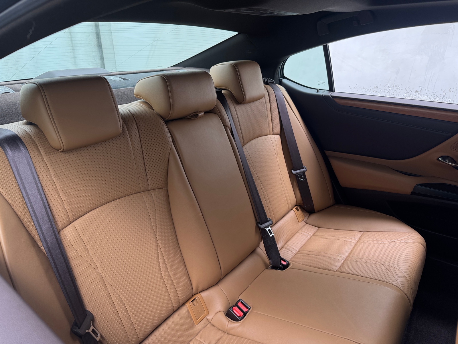 Thumbnail: 2019 Lexus ES - 6