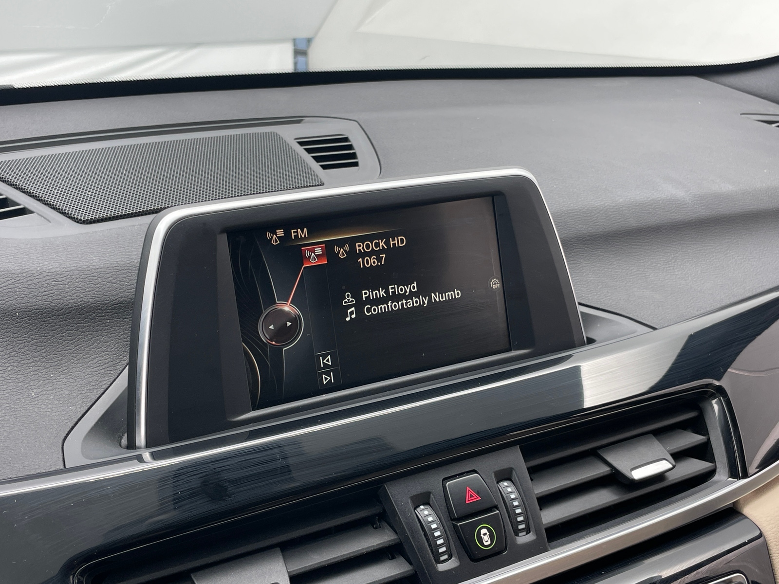 Thumbnail: 2017 BMW X1 - 3