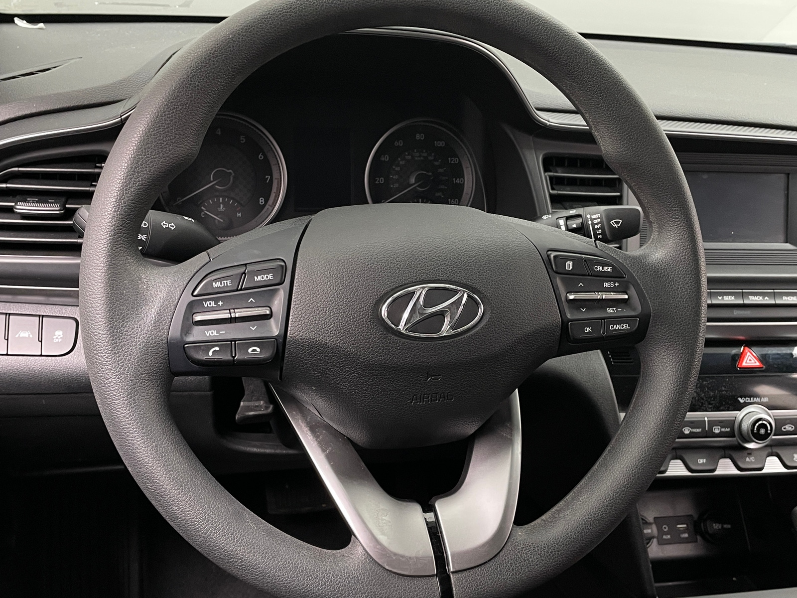 Thumbnail: 2020 Hyundai Elantra - 5