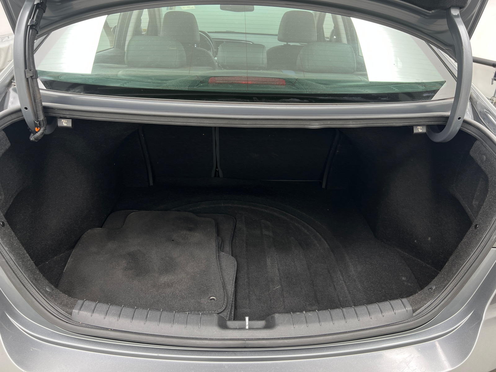 Thumbnail: 2017 Hyundai Elantra - 6