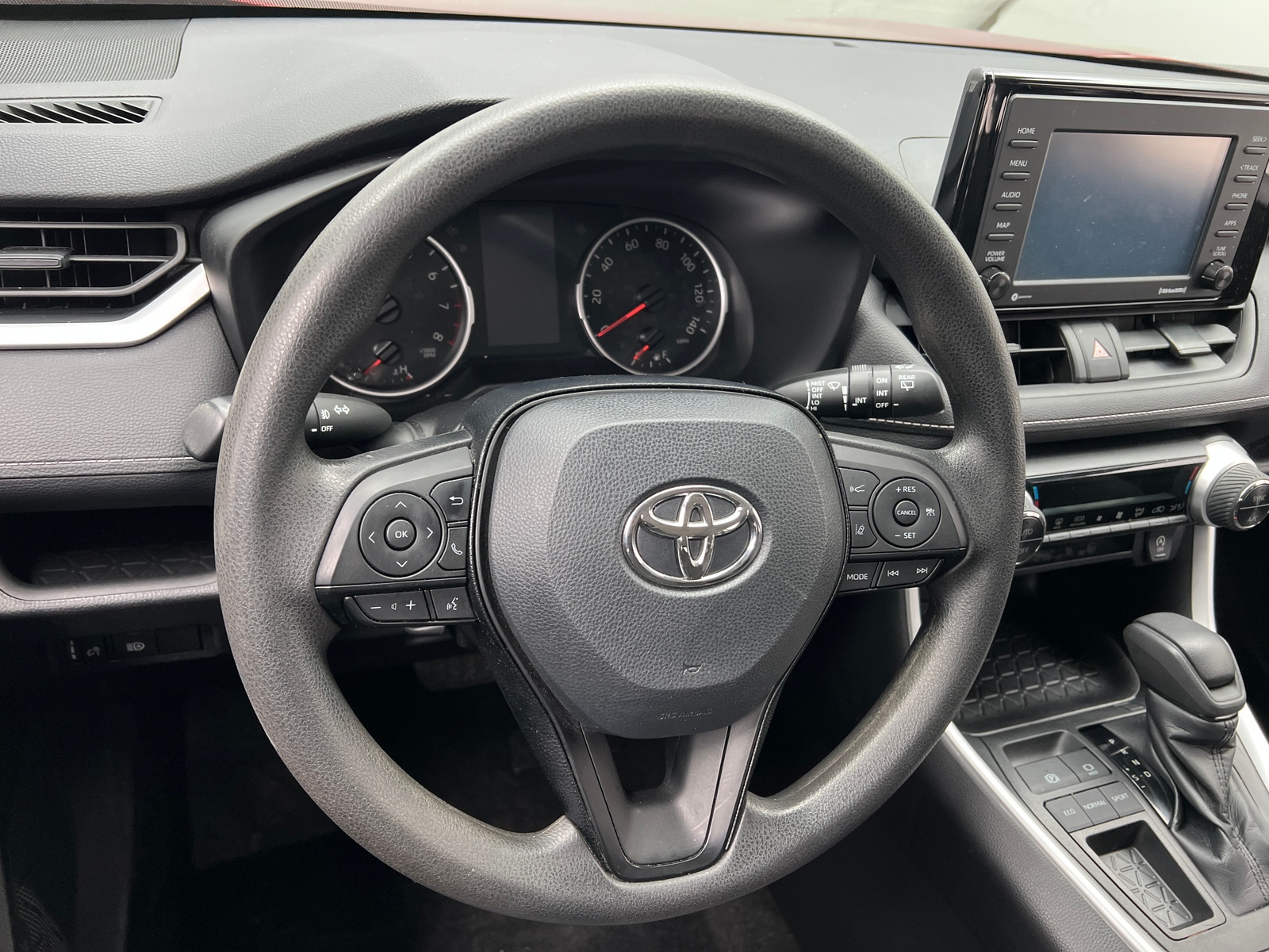 Thumbnail: 2021 Toyota RAV4 - 5