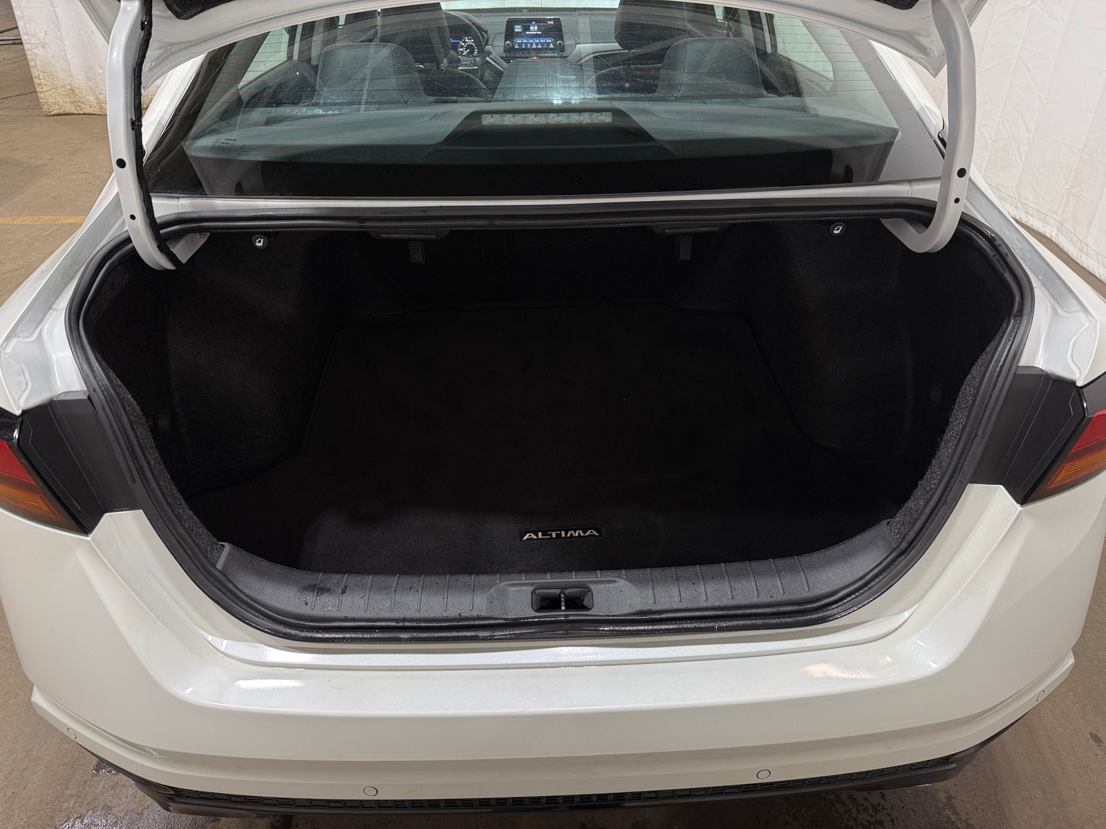 Thumbnail: 2025 Nissan Altima - 7