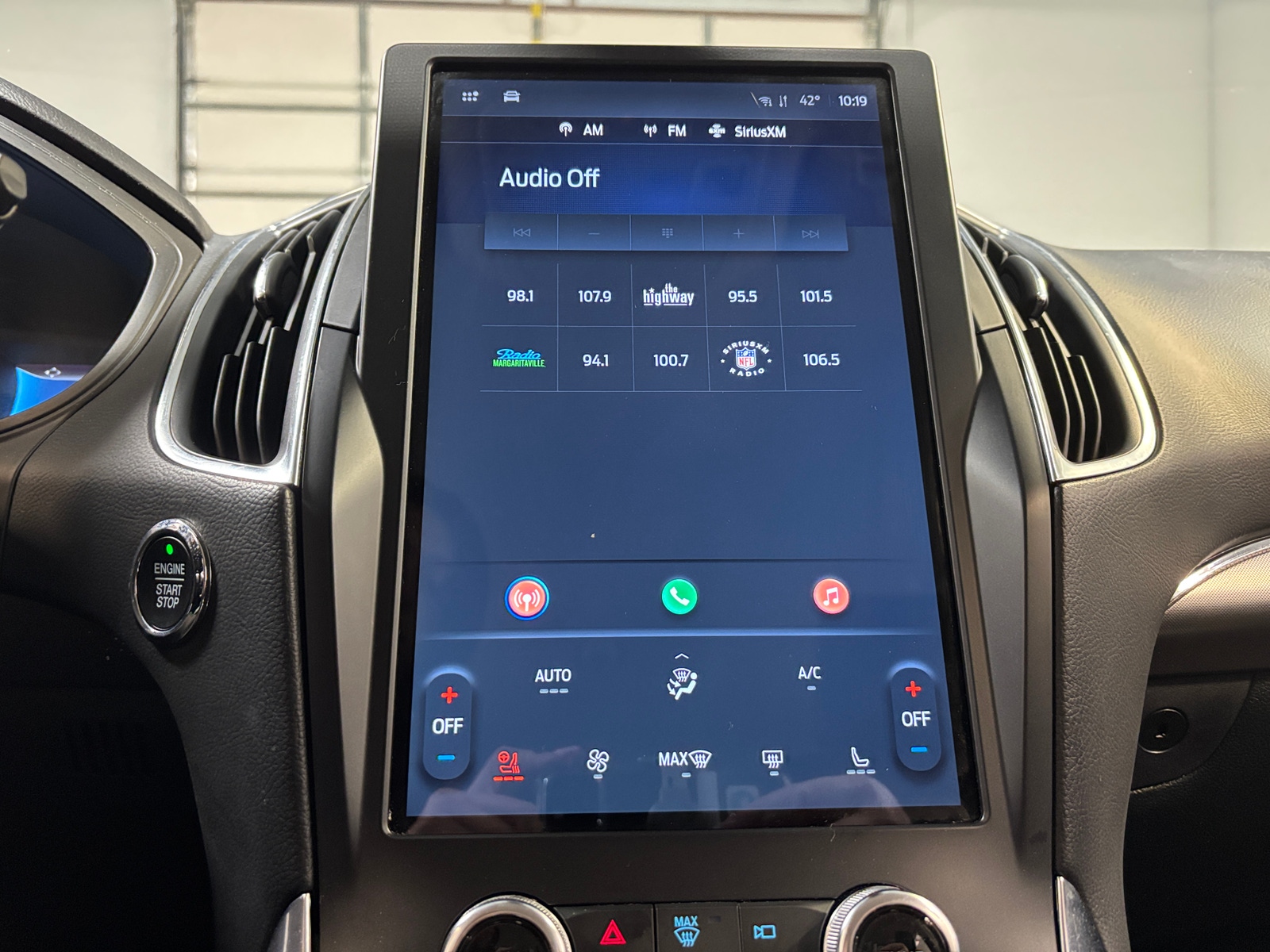 Thumbnail: 2024 Ford Edge - 3