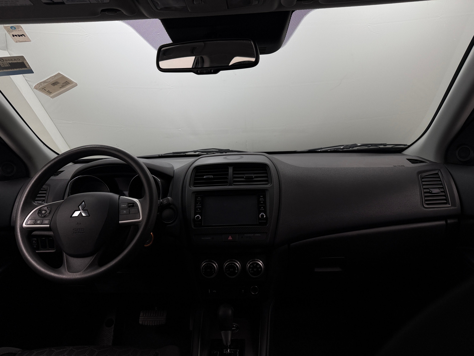 Thumbnail: 2023 Mitsubishi Outlander Sport - 3