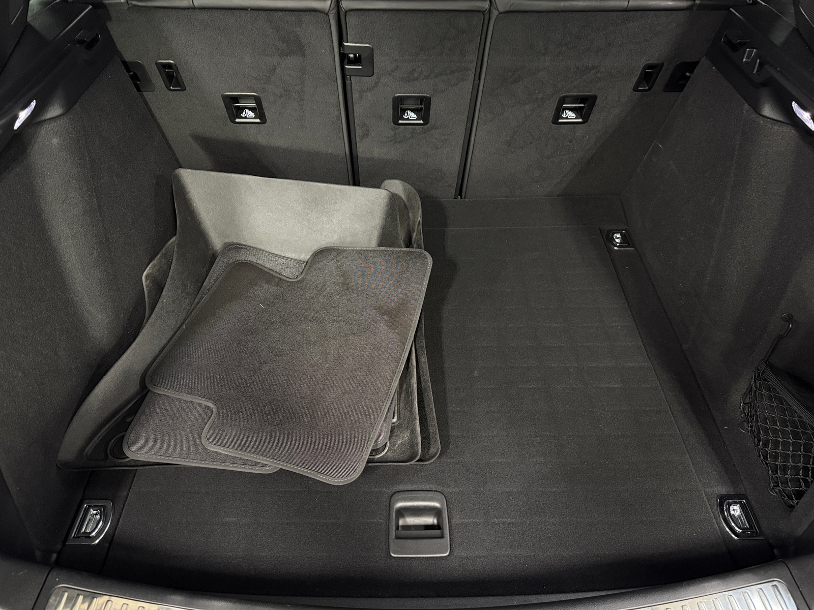 Thumbnail: 2016 Porsche Macan - 6