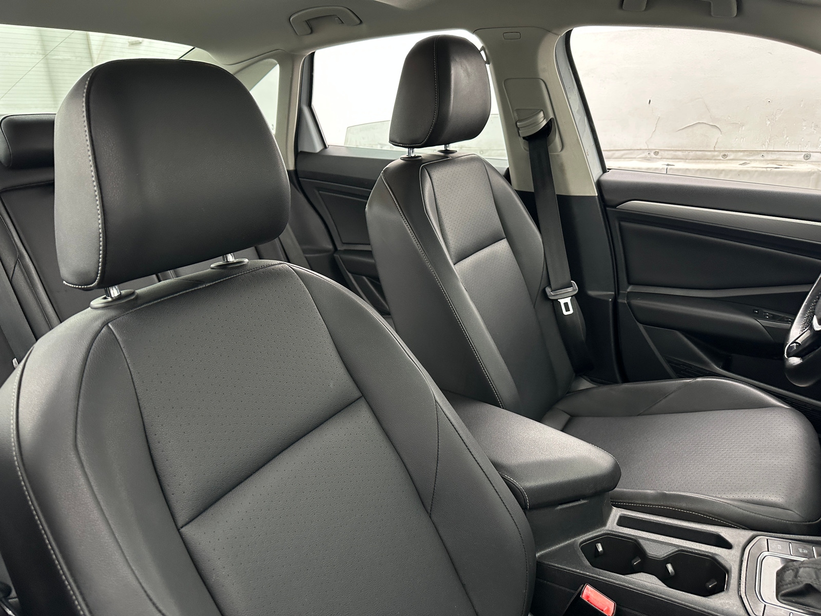 Thumbnail: 2019 Volkswagen Jetta - 2