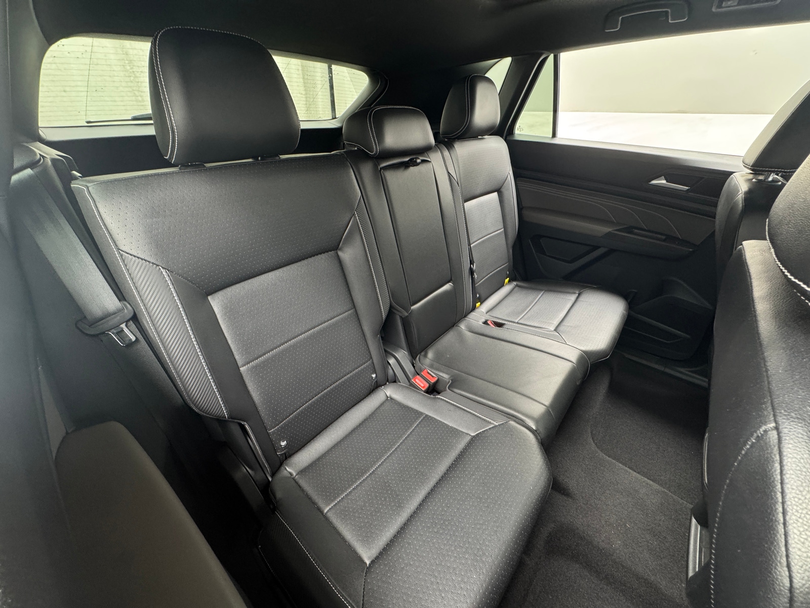 Thumbnail: 2022 Volkswagen Atlas - 5