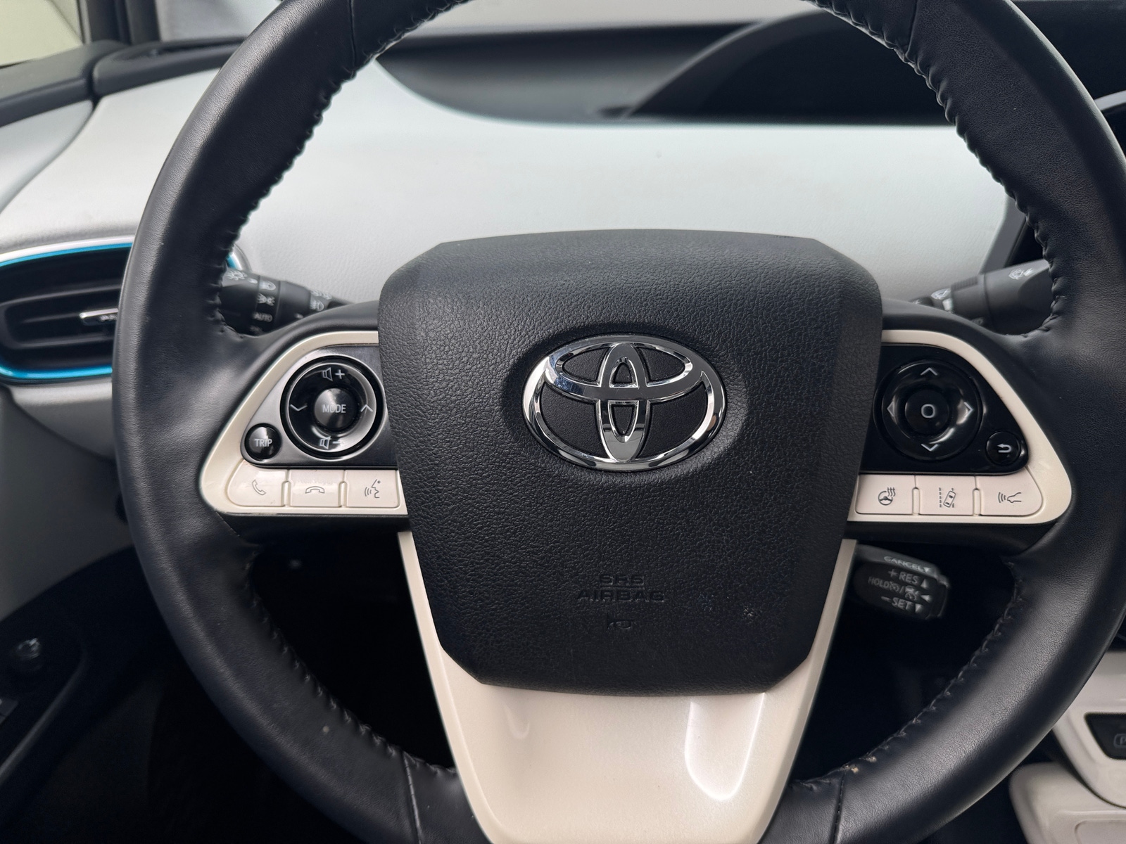 Thumbnail: 2019 Toyota Prius Prime - 4