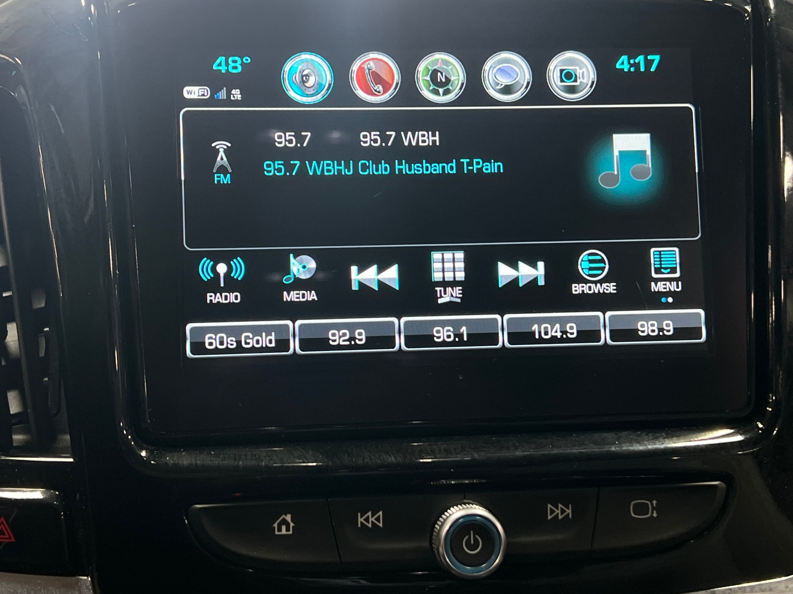 Thumbnail: 2018 Chevrolet Traverse - 3