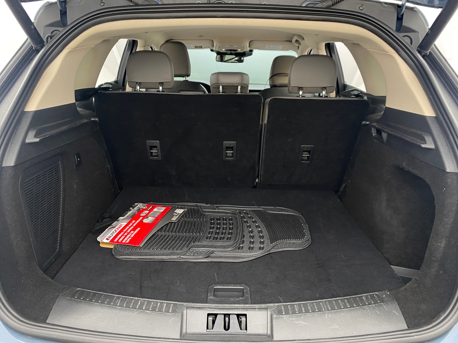 Thumbnail: 2024 Lincoln Corsair - 6