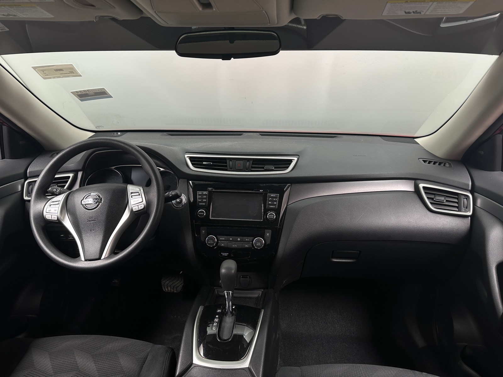 Thumbnail: 2016 Nissan Rogue - 3