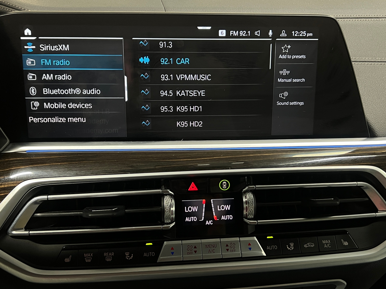 Thumbnail: 2023 BMW X5 - 3