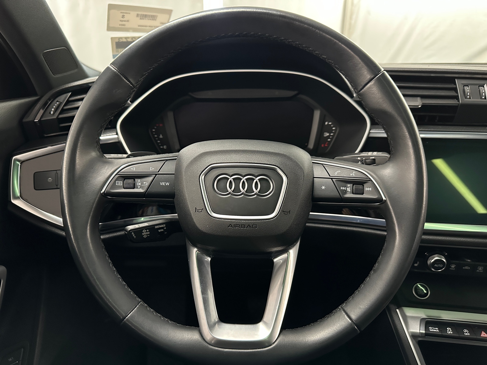 Thumbnail: 2024 Audi Q3 - 4