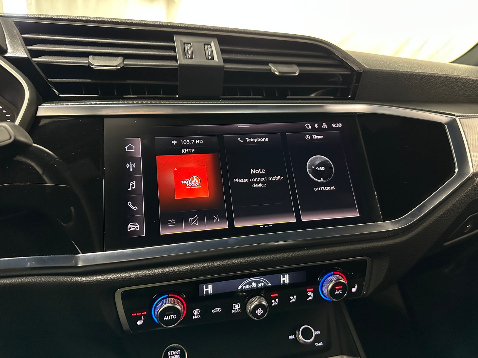 Thumbnail: 2024 Audi Q3 - 3