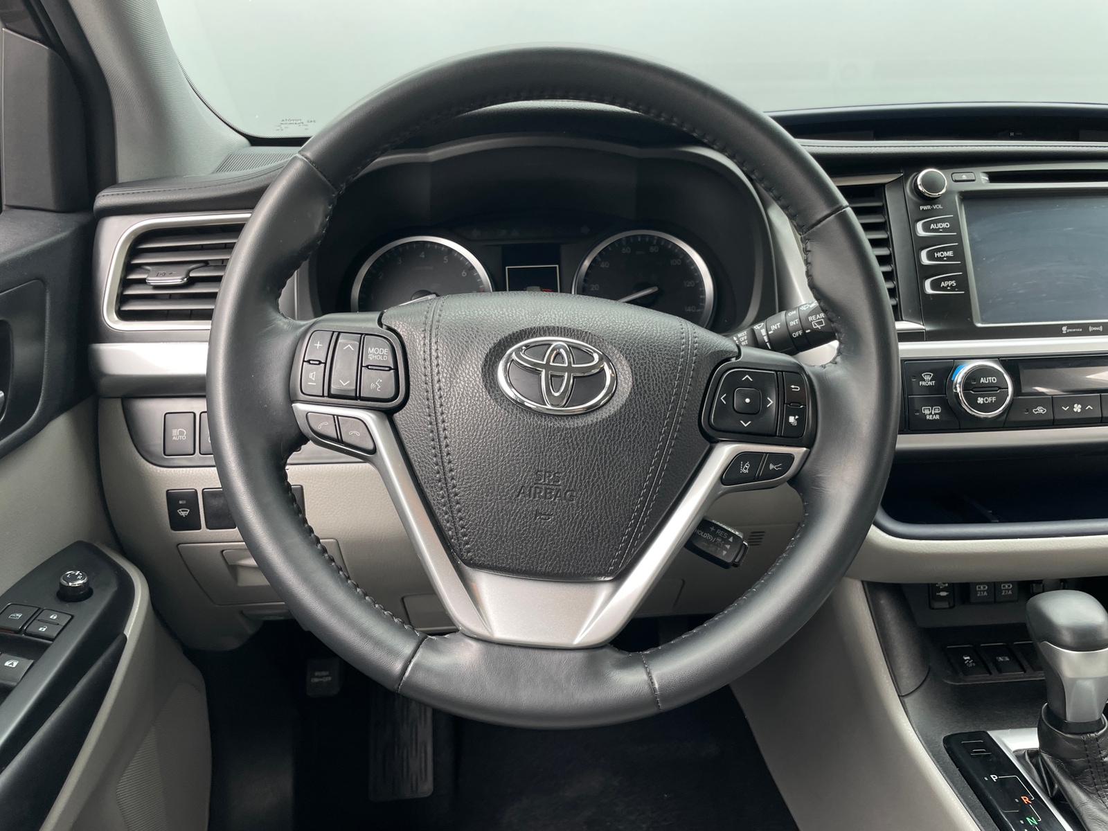 Thumbnail: 2019 Toyota Highlander - 4