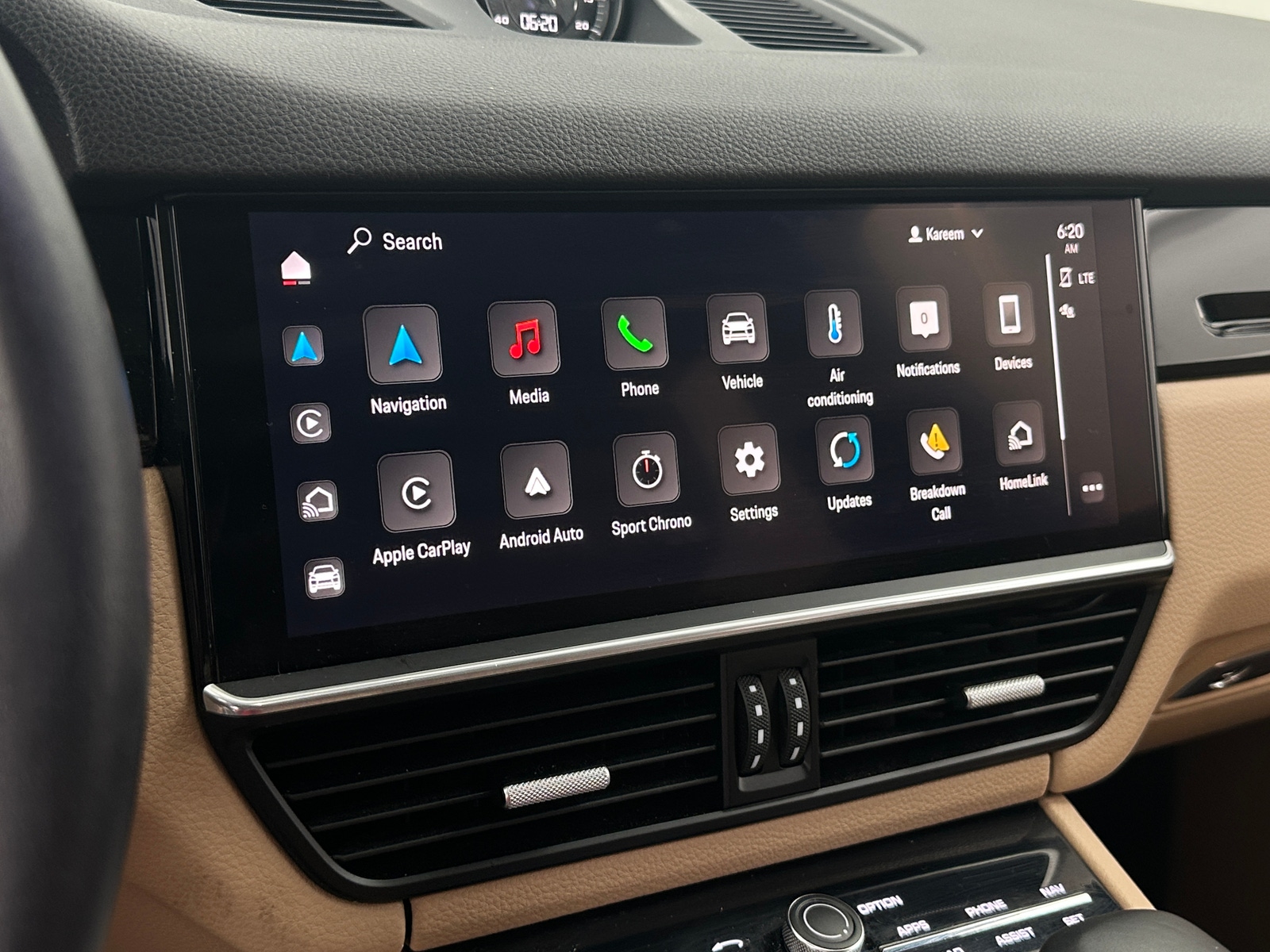 Thumbnail: 2022 Porsche  - 3