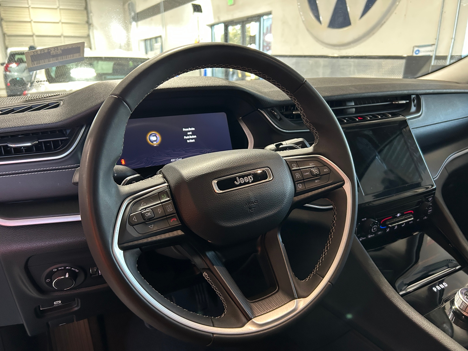 Thumbnail: 2023 Jeep Grand Cherokee L - 5