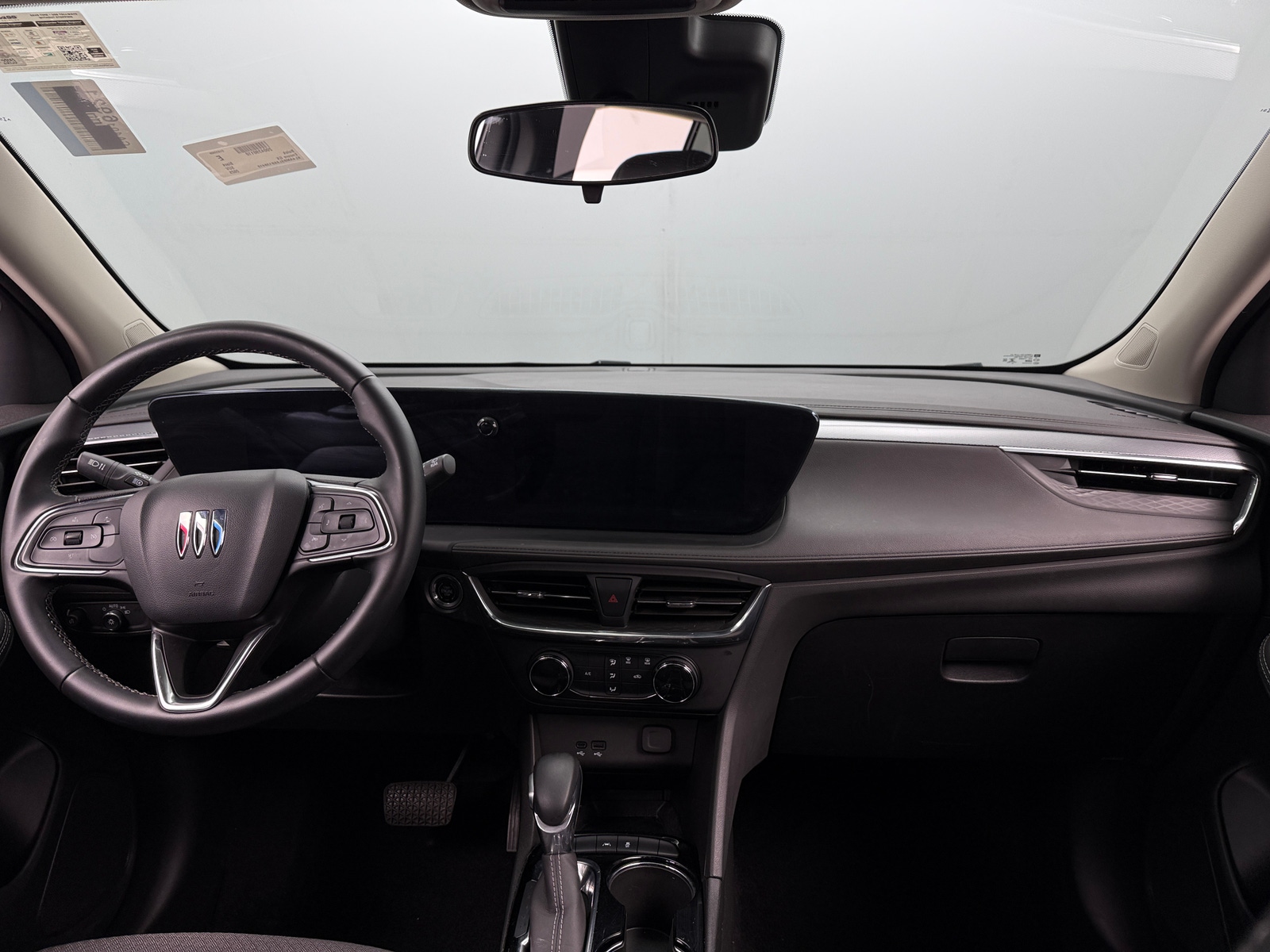 Thumbnail: 2025 Buick Encore GX - 3