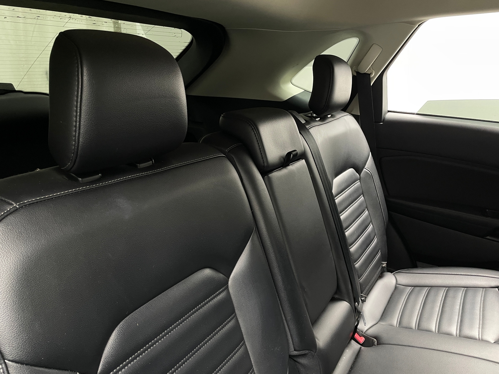 Thumbnail: 2020 Ford Edge - 5