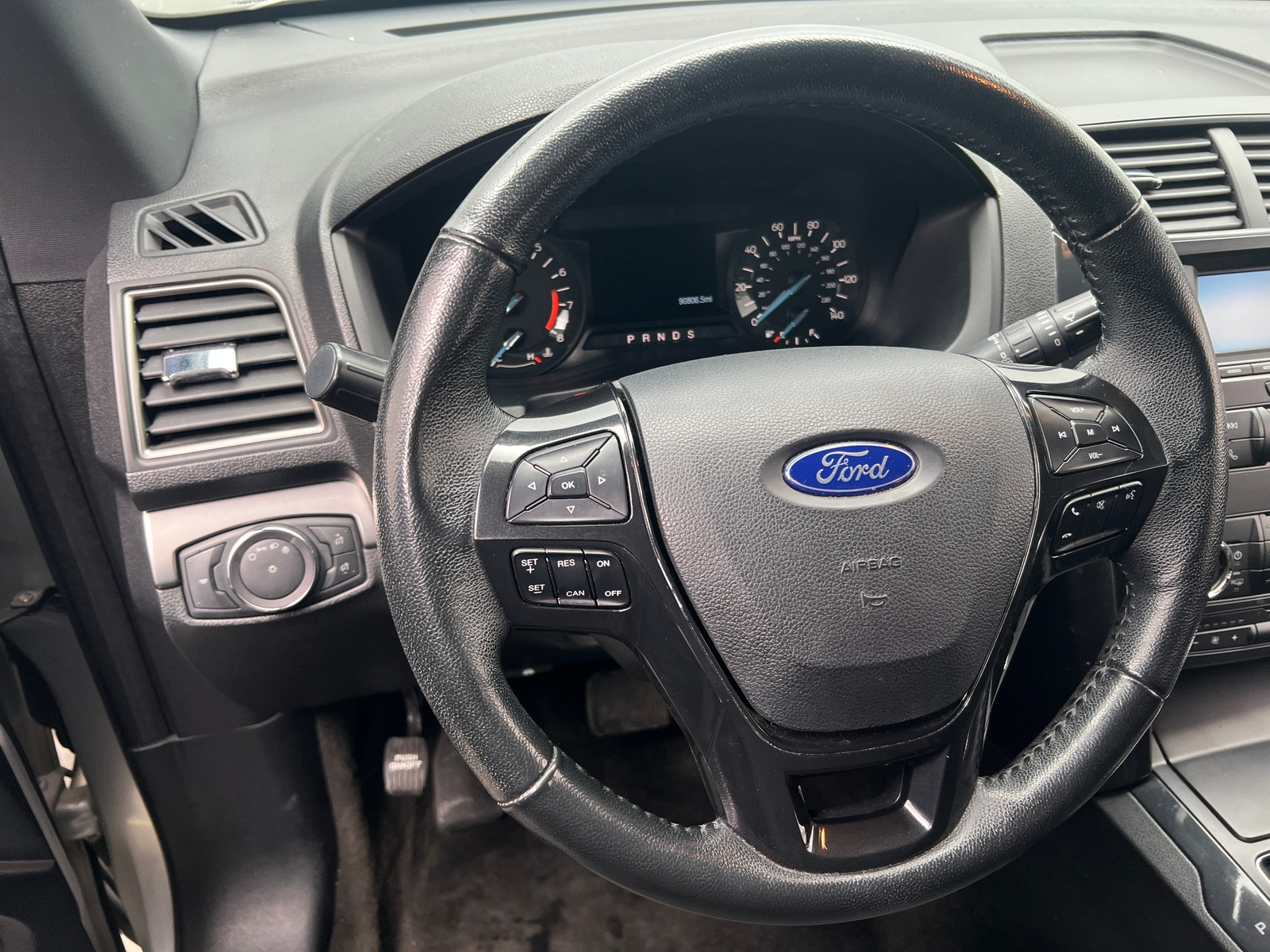 Thumbnail: 2018 Ford Explorer - 5