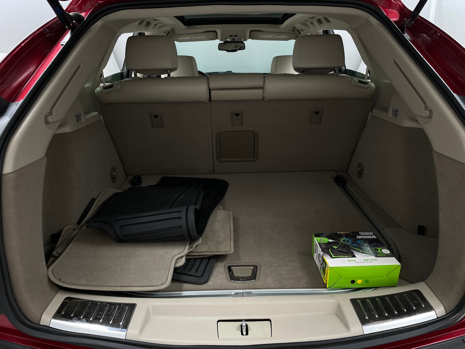 Thumbnail: 2012 Cadillac SRX - 6