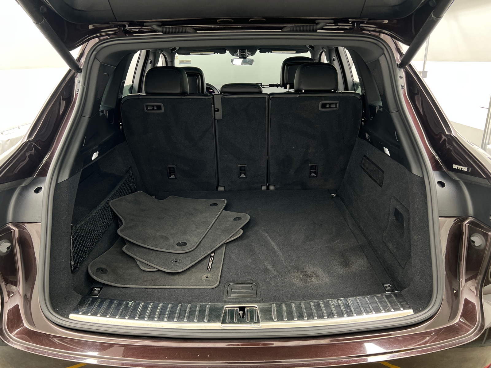 Thumbnail: 2022 Porsche Cayenne - 6