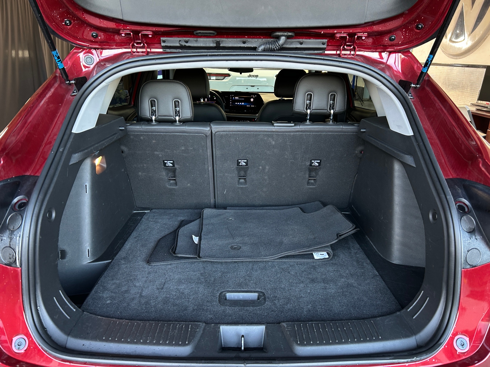 Thumbnail: 2025 Chevrolet Trax - 7