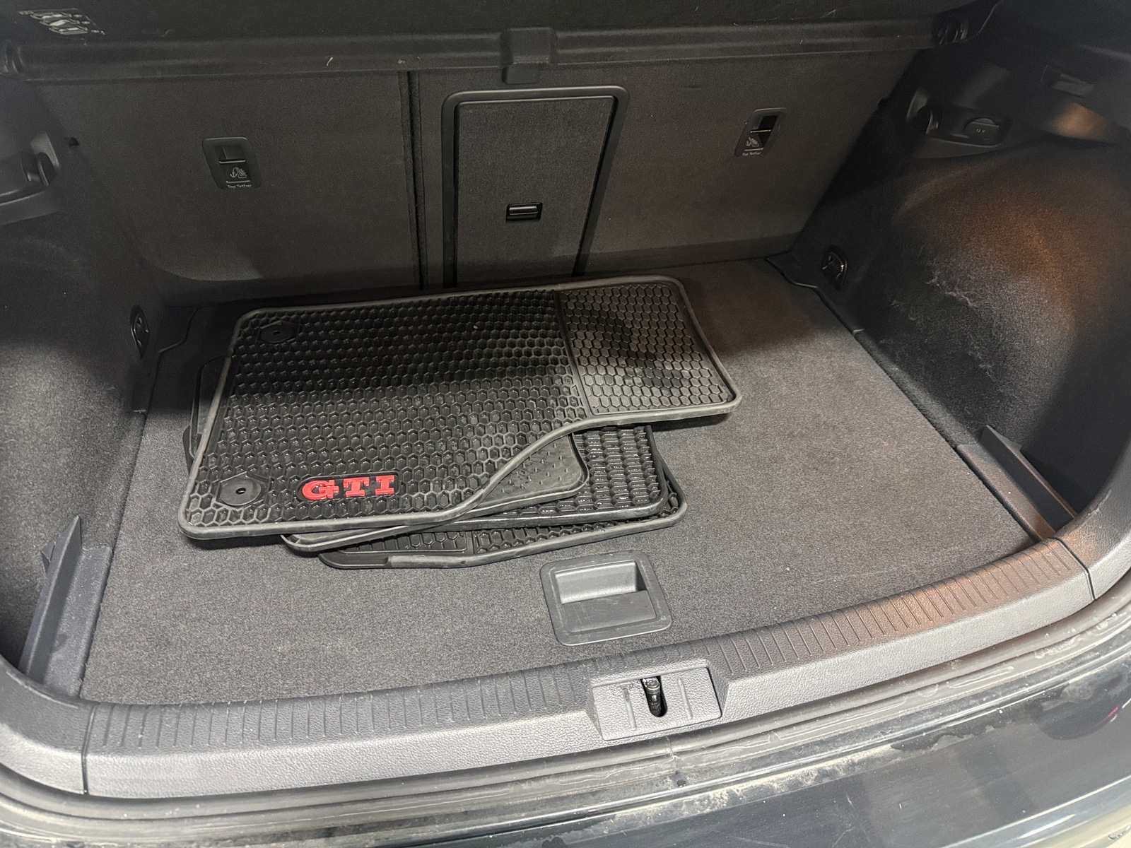 Thumbnail: 2017 Volkswagen Golf - 6