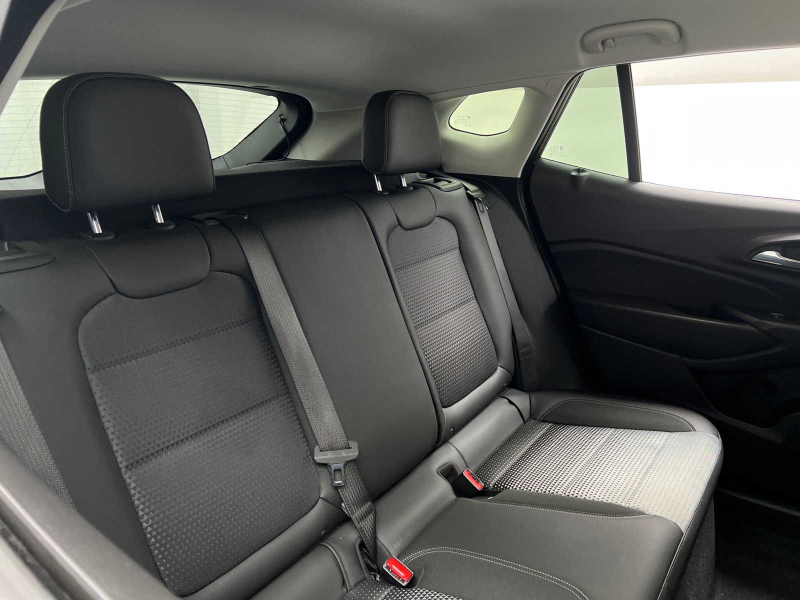 Thumbnail: 2025 Chevrolet Trax - 6