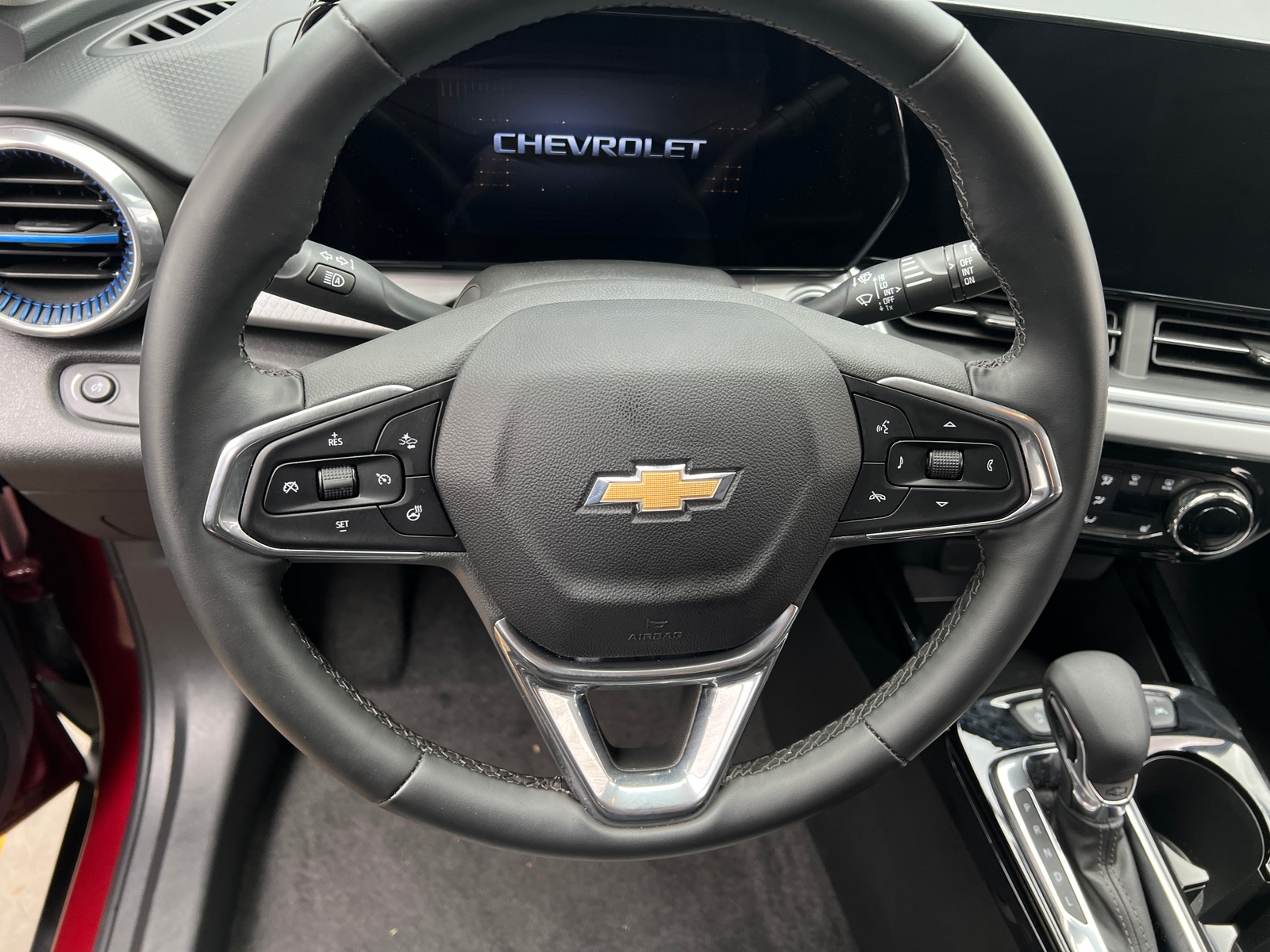 Thumbnail: 2025 Chevrolet Trax - 5